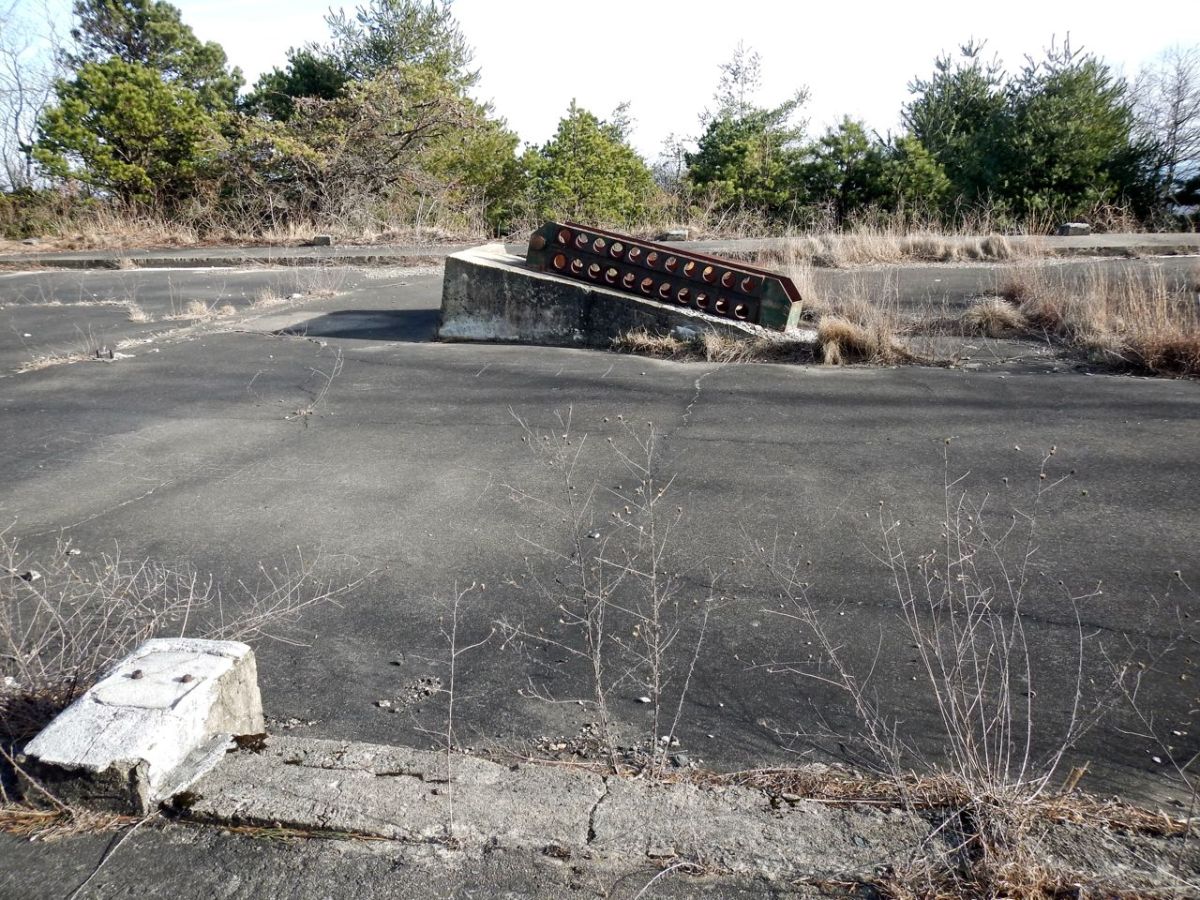 Abandoned cable car platform